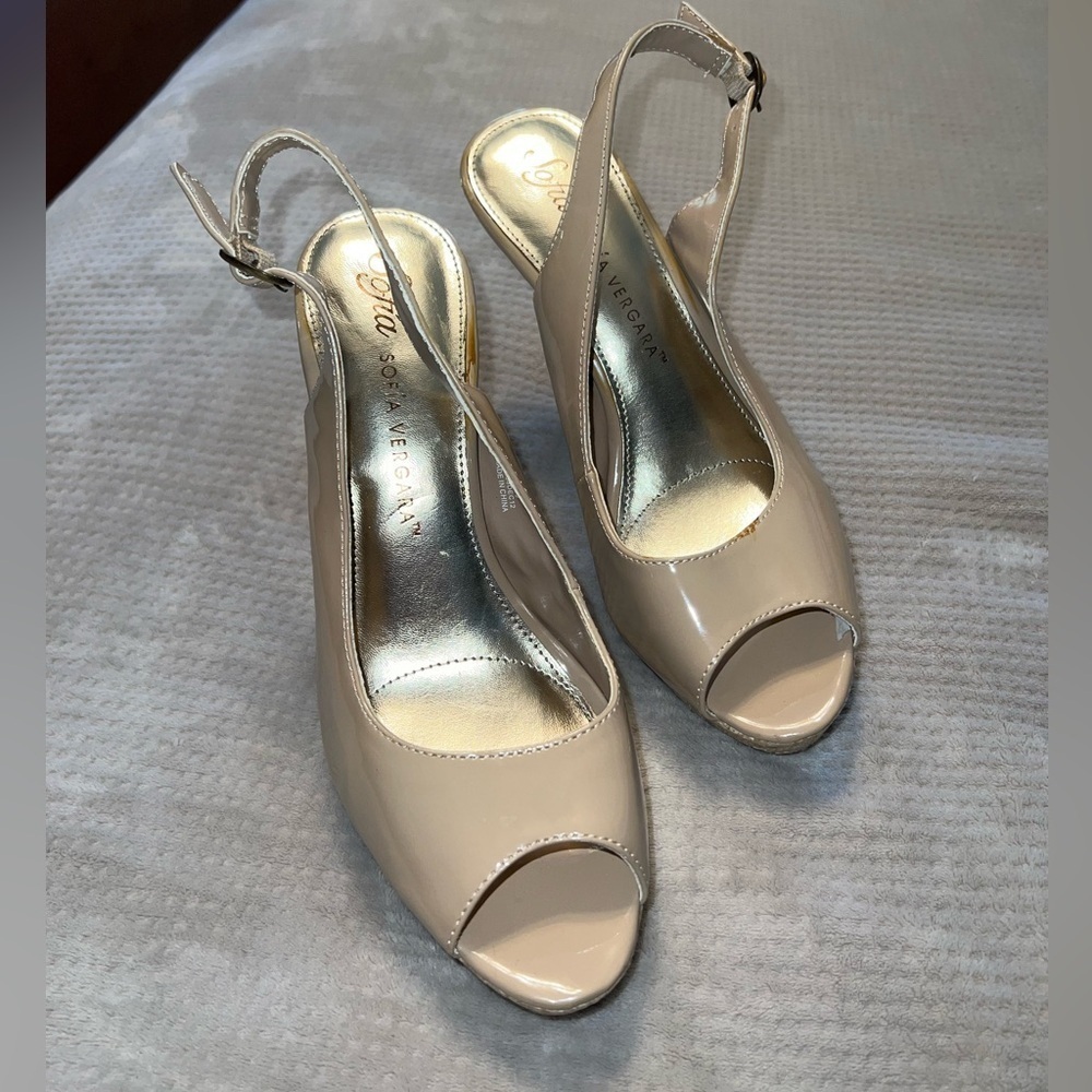 Sophia Vergara Nude Peep Toe Platform Heels Size 8 - Picture 2 of 3